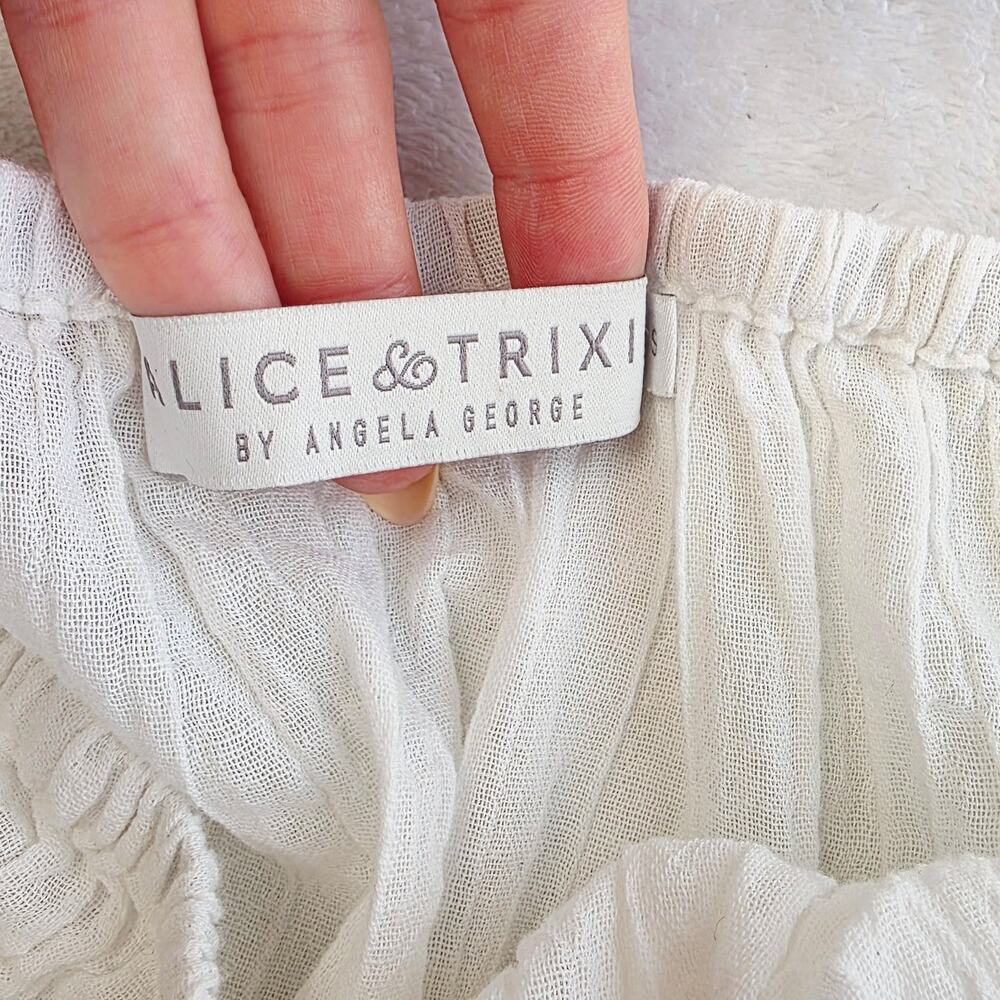 Alice & Trixie Off Shoulder Blouse Small Boho Festival Lace Cottagecore Fairy - Picture 9 of 13